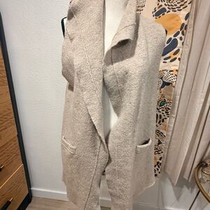 Eileen Fisher Beige Sleeveless Open Front long Vest medium